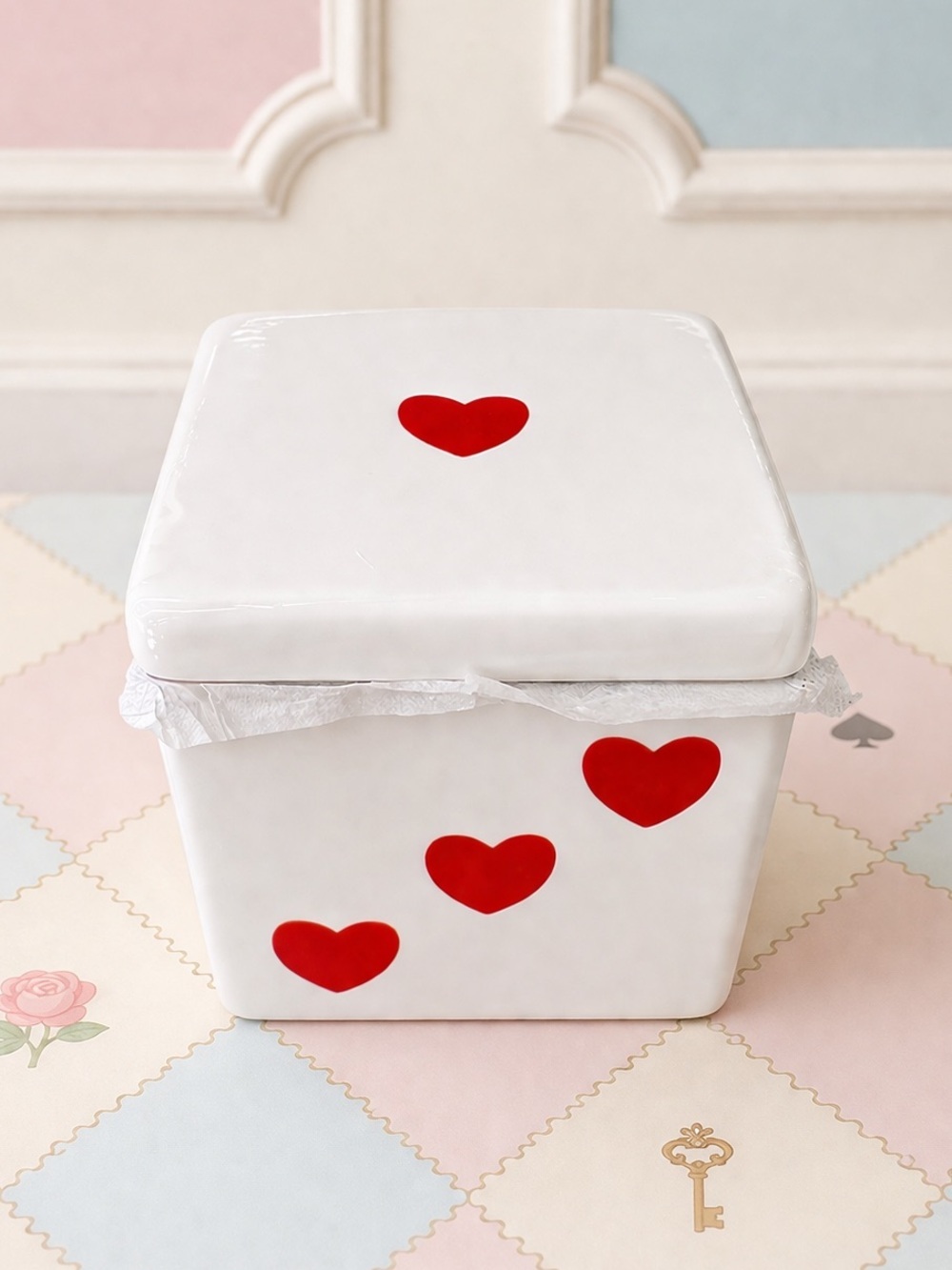 ❤️ NWT Heart Print Ceramic Trinket Box Dice Inspired Decorative Storage 4x4